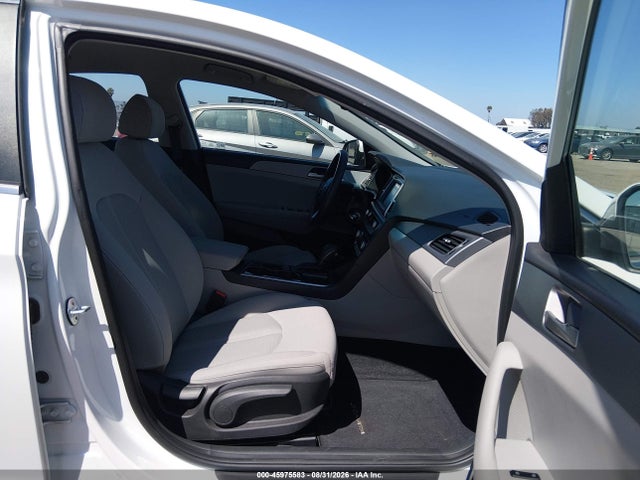Hyundai SONATA ECO 2019 5NPE24AA4KH774563 Image 5