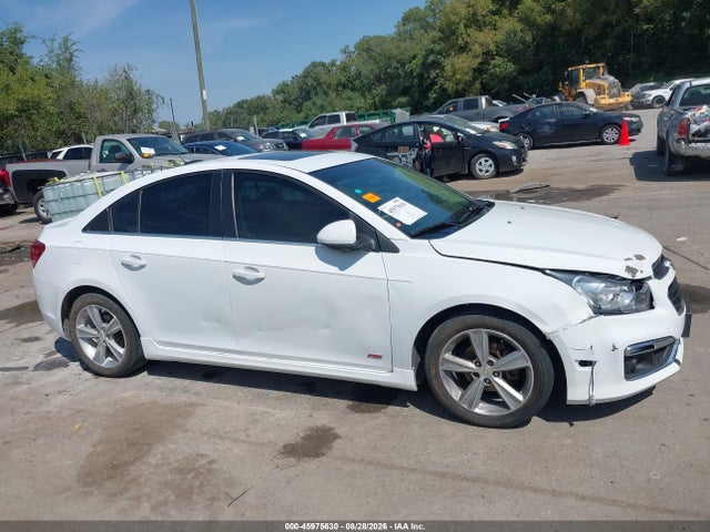 45975630 :رقم المزاد ، 1G1PE5SB3F7271400 vin ، 2015 Chevrolet Cruze 2lt Auto مزاد بيع