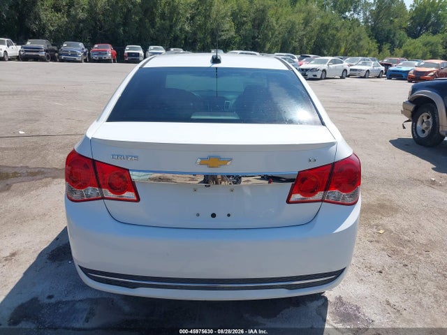 45975630 :رقم المزاد ، 1G1PE5SB3F7271400 vin ، 2015 Chevrolet Cruze 2lt Auto مزاد بيع