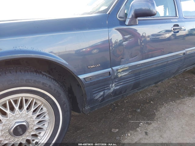 Aukcja sprzedaży 1996 Lincoln Town Car Sgn/dmnd Anv/cypress/jn, vin: 1LNLM82W2TY622635, numer aukcji: 45975635