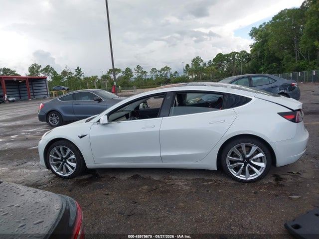 Продаж на аукціоні авто 2017 Tesla Model 3 Long Range/standard, vin: 5YJ3E1EA8HF002629, номер лоту: 45975675