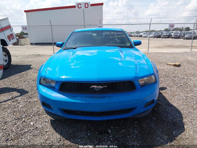 45975687 :رقم المزاد ، 1ZVBP8AM7C5236217 vin ، 2012 Ford Mustang V6 مزاد بيع