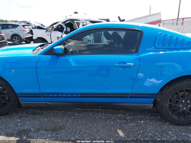 45975687 :رقم المزاد ، 1ZVBP8AM7C5236217 vin ، 2012 Ford Mustang V6 مزاد بيع