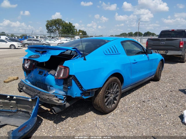 45975687 :رقم المزاد ، 1ZVBP8AM7C5236217 vin ، 2012 Ford Mustang V6 مزاد بيع