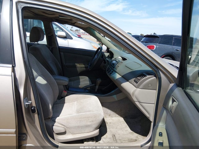 45975714 :رقم المزاد ، 4T1BF32K82U007678 vin ، 2002 Toyota Camry Le V6 مزاد بيع