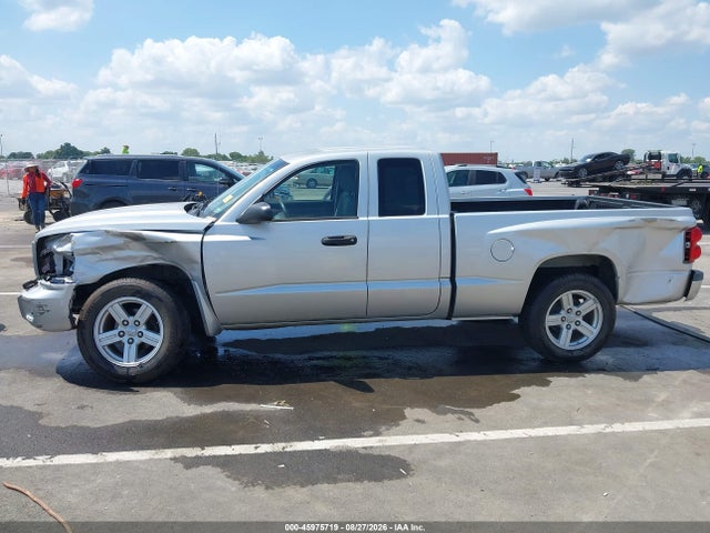 45975719 :رقم المزاد ، 1D7HE32K38S577051 vin ، 2008 Dodge Dakota Sxt/bighorn/lonestar مزاد بيع