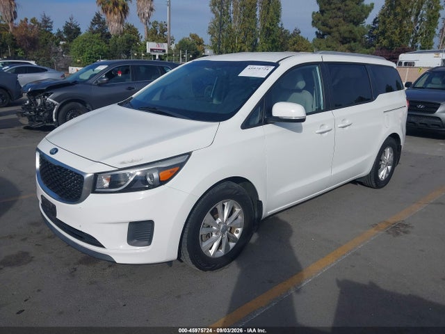KIA SEDONA LX 2016 KNDMB5C11G6160179 Image 2