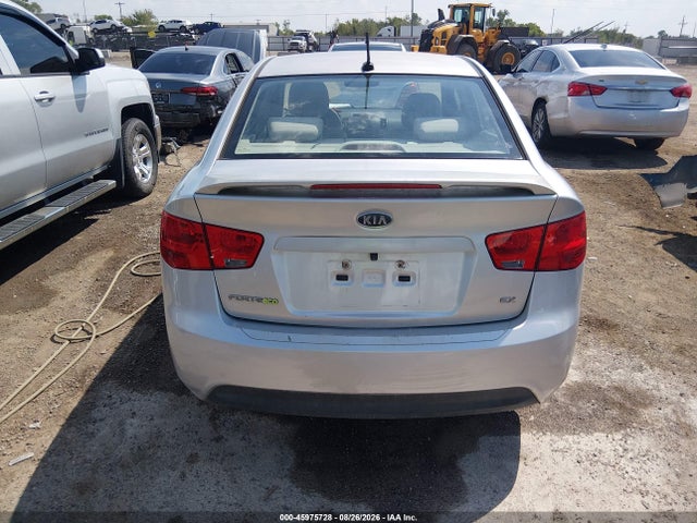 45975728 :رقم المزاد ، KNAFU4A22C5506617 vin ، 2012 Kia Forte Ex مزاد بيع
