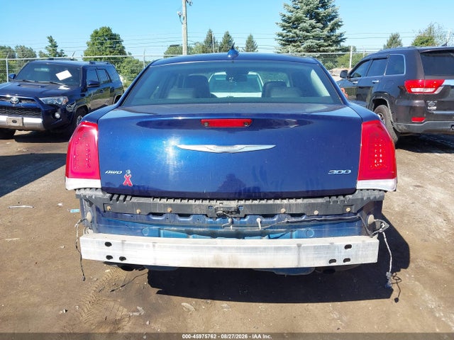 2017 Chrysler 300 Limited Awd მანქანა იყიდება აუქციონზე, vin: 2C3CCARG6HH553127, აუქციონის ნომერი: 45975762
