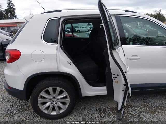 2009 Volkswagen Tiguan Se/sel მანქანა იყიდება აუქციონზე, vin: WVGBV75N09W005065, აუქციონის ნომერი: 45975776