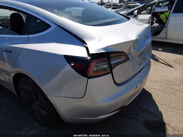 Tesla Model 3 Long Range/performance 2018 5YJ3E1EB4JF093350 Image 6