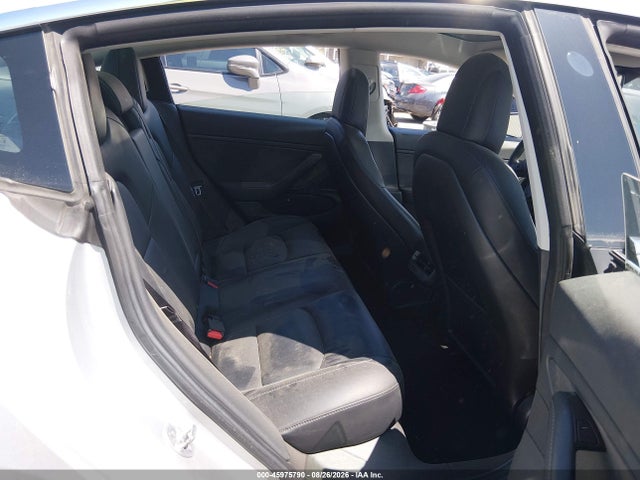 Tesla Model 3 Long Range/performance 2018 5YJ3E1EB4JF093350 Image 8