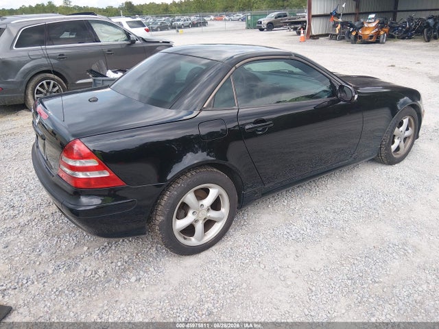 45975811 :رقم المزاد ، WDBKK65F73F278199 vin ، 2003 Mercedes-benz Slk 320 مزاد بيع