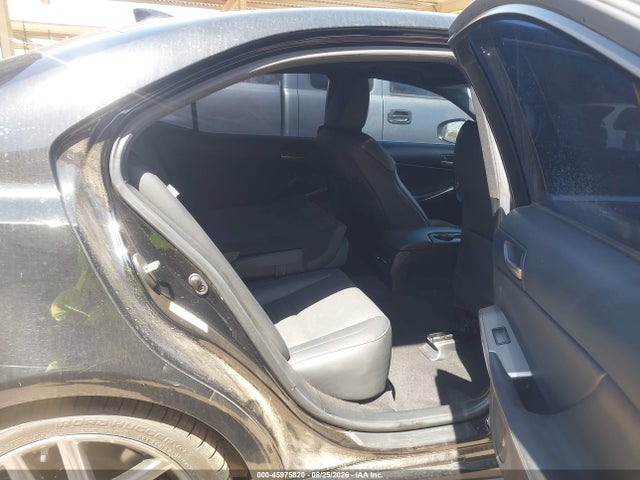 Lexus IS 200T 2017 JTHBA1D24H5039470 Image 8