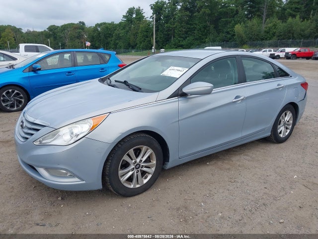 Продажа на аукционе авто 2013 Hyundai Sonata Gls, vin: 5NPEB4AC5DH715137, номер лота: 45975842