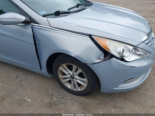 Продажа на аукционе авто 2013 Hyundai Sonata Gls, vin: 5NPEB4AC5DH715137, номер лота: 45975842