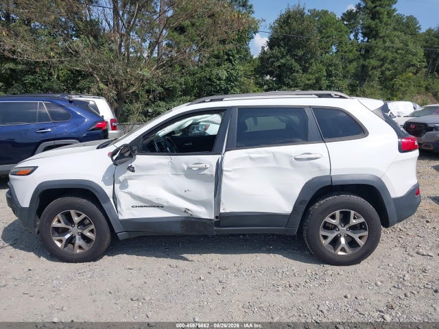 Продажа на аукционе авто 2016 Jeep Cherokee Trailhawk, vin: 1C4PJMBS1GW251845, номер лота: 45975862