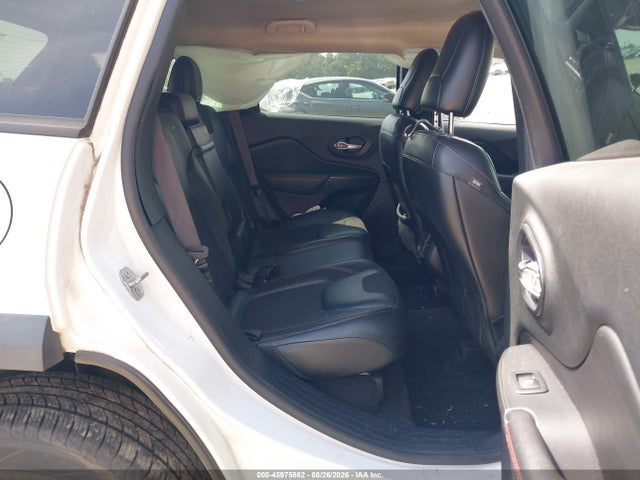 Продажа на аукционе авто 2016 Jeep Cherokee Trailhawk, vin: 1C4PJMBS1GW251845, номер лота: 45975862