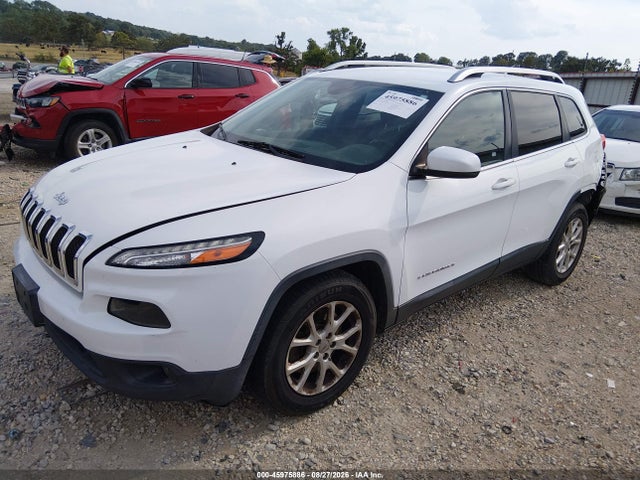 Jeep Cherokee Latitude 2016 1C4PJLCB7GW336360 Image 2