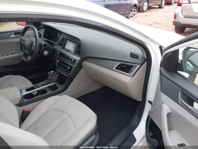 2016 Hyundai Sonata Se მანქანა იყიდება აუქციონზე, vin: 5NPE24AF8GH282069, აუქციონის ნომერი: 45976050
