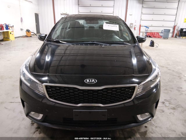 45976094 :رقم المزاد ، 3KPFL4A74JE213286 vin ، 2018 Kia Forte S مزاد بيع