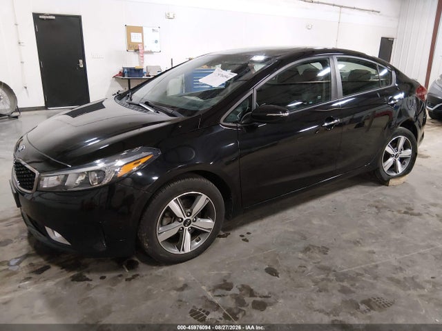 45976094 :رقم المزاد ، 3KPFL4A74JE213286 vin ، 2018 Kia Forte S مزاد بيع