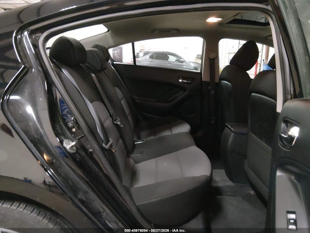 45976094 :رقم المزاد ، 3KPFL4A74JE213286 vin ، 2018 Kia Forte S مزاد بيع