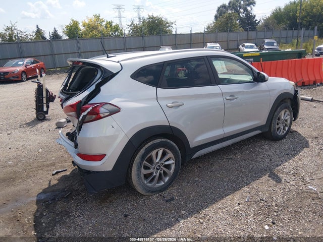 Hyundai TUCSON SE 2017 KM8J3CA44HU398487 Image 4