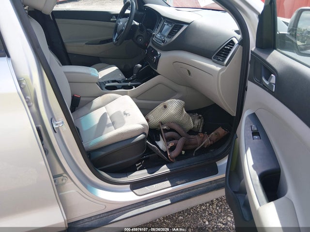 Hyundai TUCSON SE 2017 KM8J3CA44HU398487 Image 5