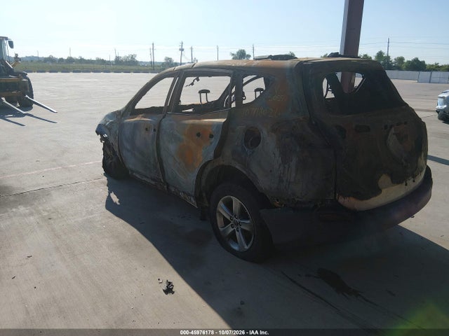 Toyota Rav4 Xle 2015 2T3WFREV2FW215059 Image 3