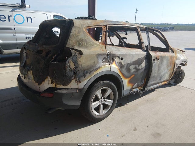 Toyota Rav4 Xle 2015 2T3WFREV2FW215059 Image 4