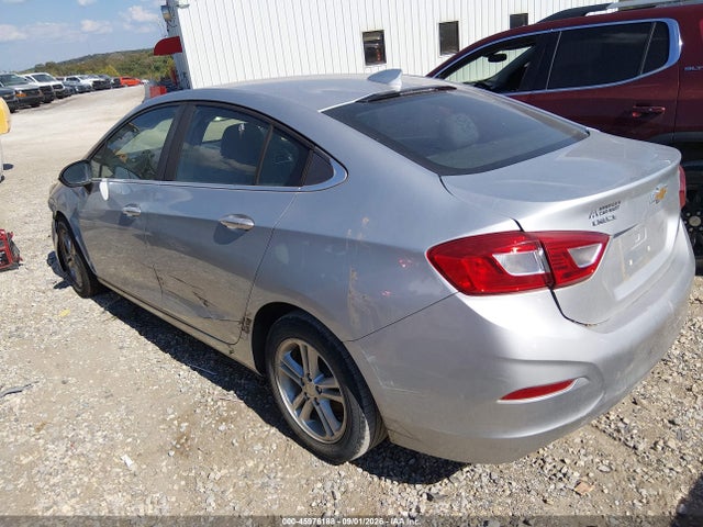 Chevrolet Cruze Lt Auto 2018 1G1BE5SM0J7231375 Image 3