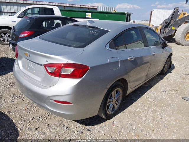Chevrolet Cruze Lt Auto 2018 1G1BE5SM0J7231375 Image 4