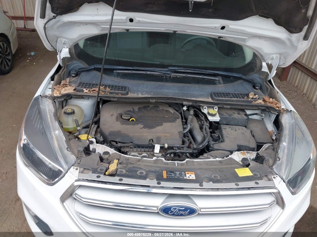 45976229 :رقم المزاد ، 1FMCU9GD0JUC77297 vin ، 2018 Ford Escape Se مزاد بيع