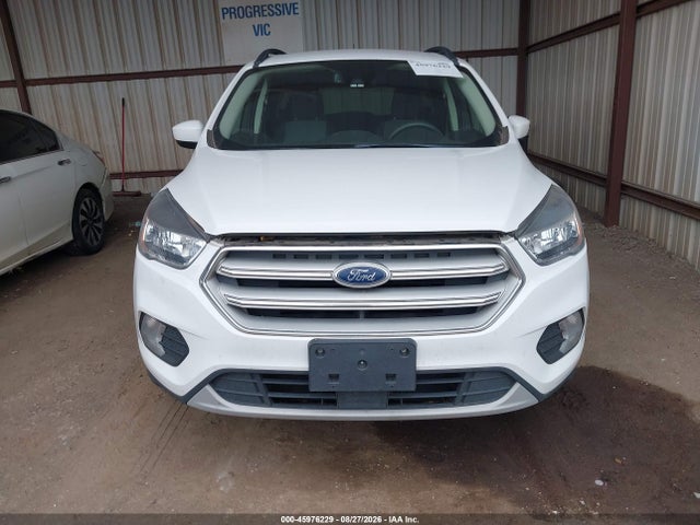 45976229 :رقم المزاد ، 1FMCU9GD0JUC77297 vin ، 2018 Ford Escape Se مزاد بيع