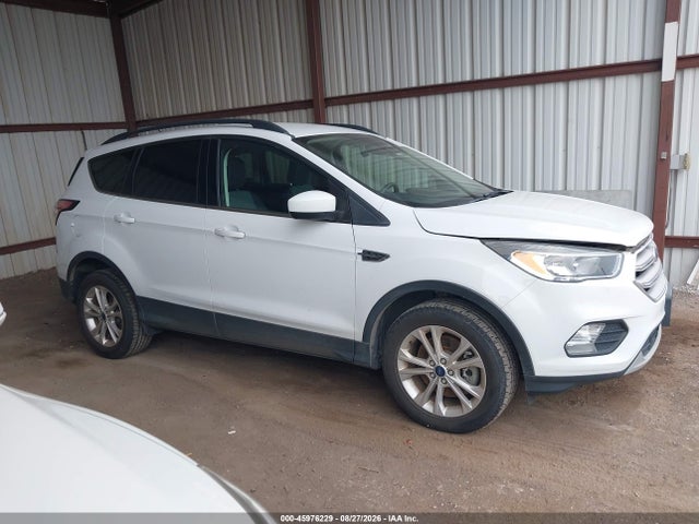 45976229 :رقم المزاد ، 1FMCU9GD0JUC77297 vin ، 2018 Ford Escape Se مزاد بيع