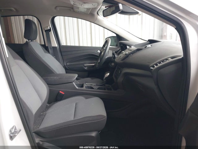 45976229 :رقم المزاد ، 1FMCU9GD0JUC77297 vin ، 2018 Ford Escape Se مزاد بيع