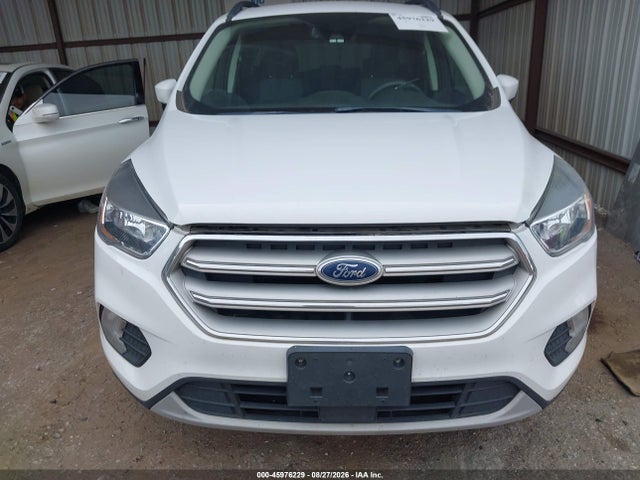 45976229 :رقم المزاد ، 1FMCU9GD0JUC77297 vin ، 2018 Ford Escape Se مزاد بيع