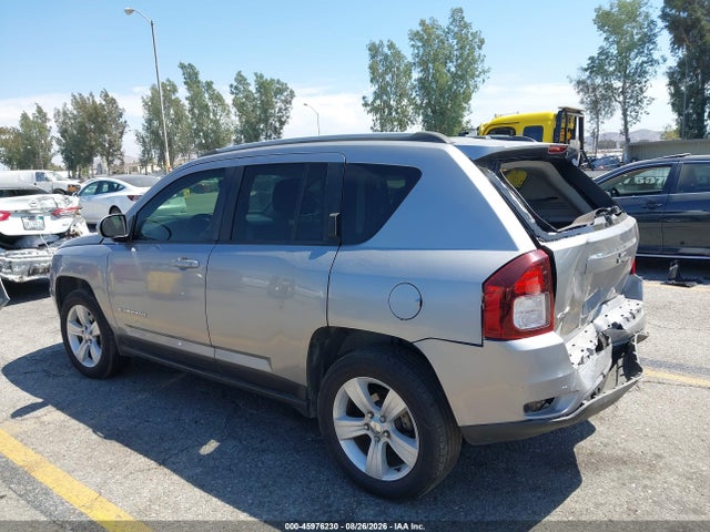2017 Jeep Compass Latitude მანქანა იყიდება აუქციონზე, vin: 1C4NJDEBXHD167541, აუქციონის ნომერი: 45976230