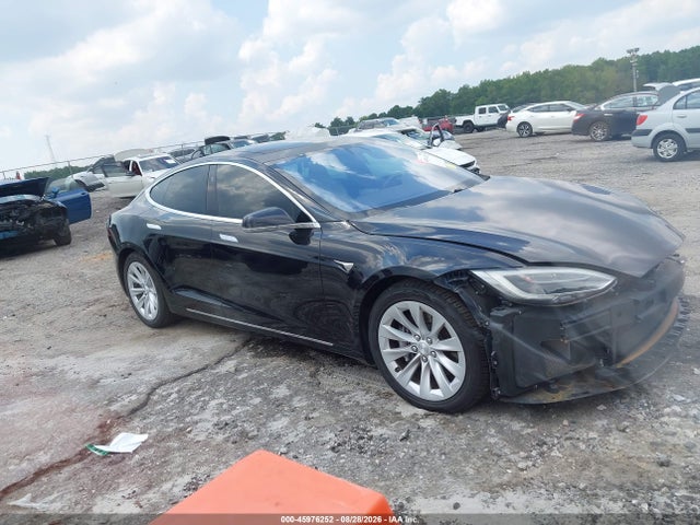 Продаж на аукціоні авто 2018 Tesla Model S 100d/75d/p100d, vin: 5YJSA1E24JF261365, номер лоту: 45976252