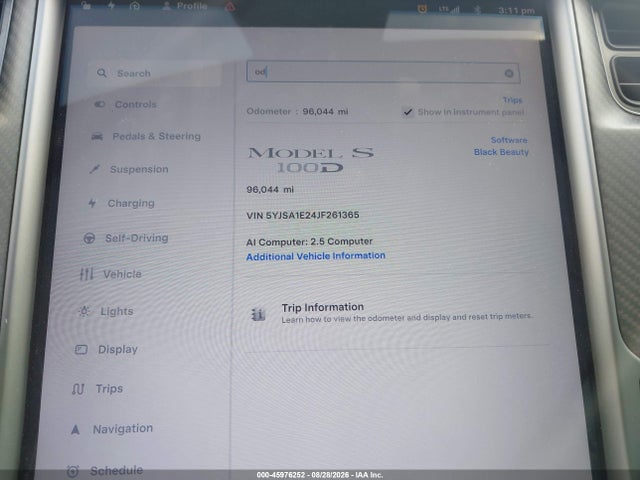 45976252 :رقم المزاد ، 5YJSA1E24JF261365 vin ، 2018 Tesla Model S 100d/75d/p100d مزاد بيع
