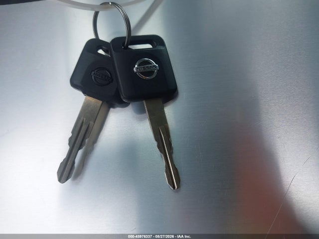 1N6DD0ER1HN773715 Nissan Frontier Sv