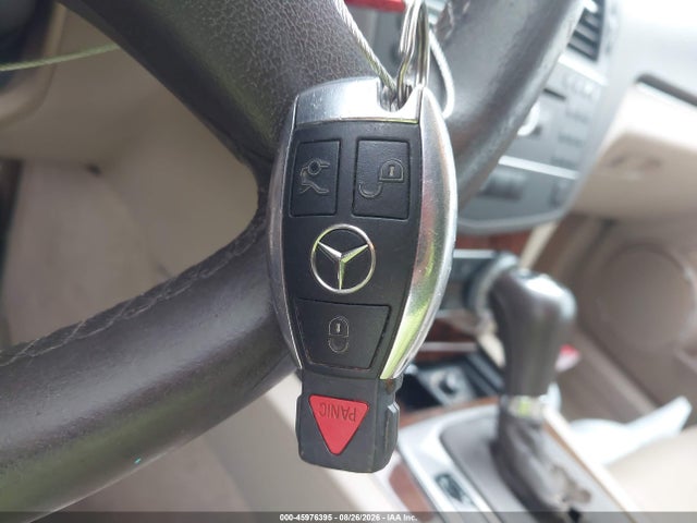Продажа на аукционе авто 2011 Mercedes-benz C 300 Luxury/sport, vin: WDDGF5EB4BA527028, номер лота: 45976395
