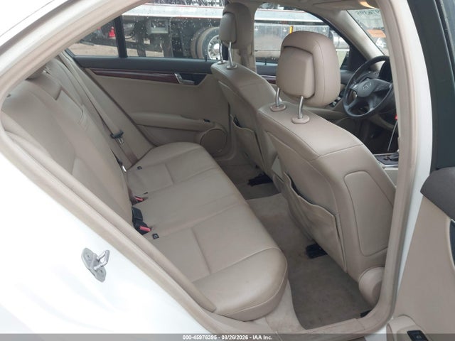 Продажа на аукционе авто 2011 Mercedes-benz C 300 Luxury/sport, vin: WDDGF5EB4BA527028, номер лота: 45976395