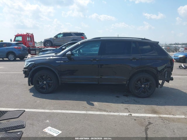 45976404 :رقم المزاد ، 3VVCB7AX5PM011113 vin ، 2023 Volkswagen Tiguan 2.0t Se R-line Black مزاد بيع