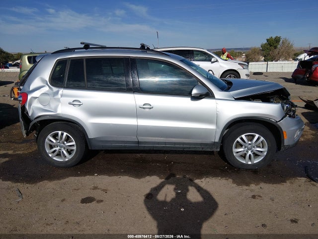 WVGBV7AXXHK025532 Volkswagen Tiguan 2.0t/2.0t S