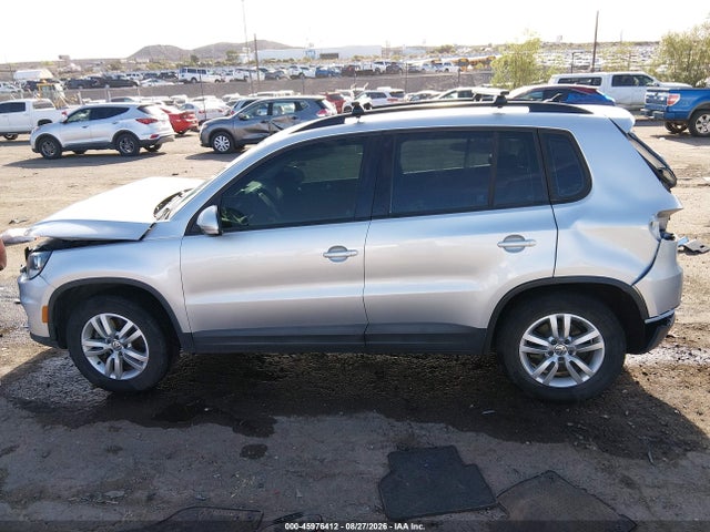 WVGBV7AXXHK025532 Volkswagen Tiguan 2.0t/2.0t S