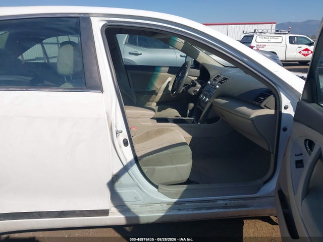 2009 Toyota Camry Le მანქანა იყიდება აუქციონზე, vin: 4T4BE46K09R121550, აუქციონის ნომერი: 45976435