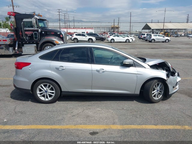 Ford FOCUS SE 2016 1FADP3F20GL271288 Image 14