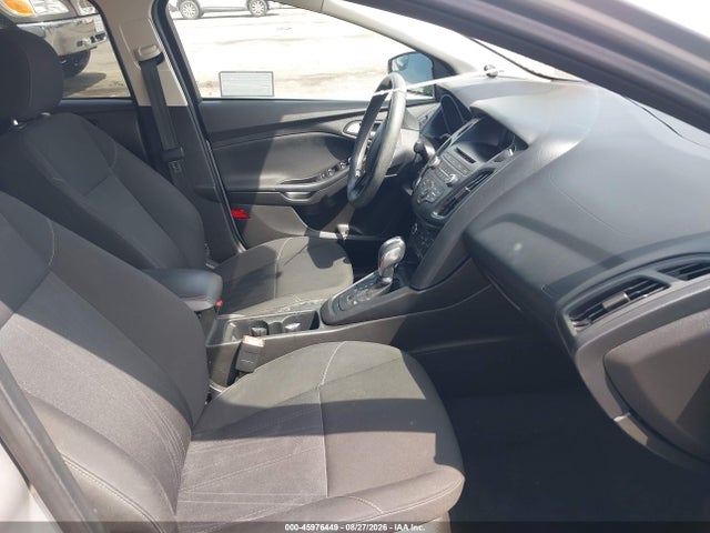 Ford FOCUS SE 2016 1FADP3F20GL271288 Image 5